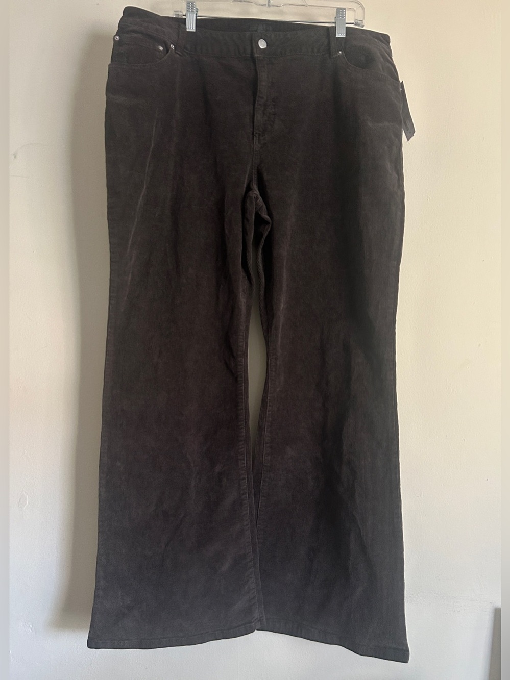 NWT Women’s Dark Brown Corduroy Pants 2X